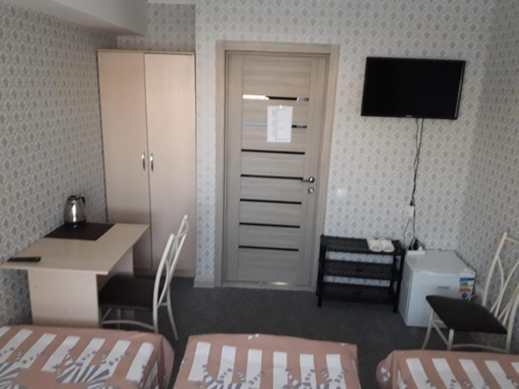 Хостел Makenty House Astana Экстерьер фото